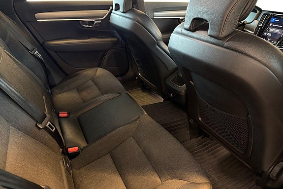 Volvo V90 19 of 23