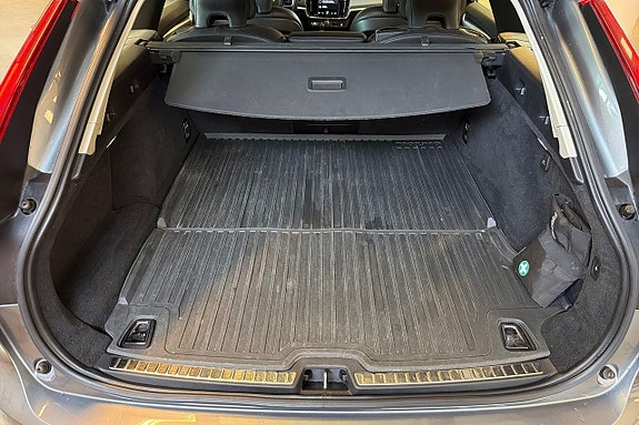 Volvo V90 20 of 23