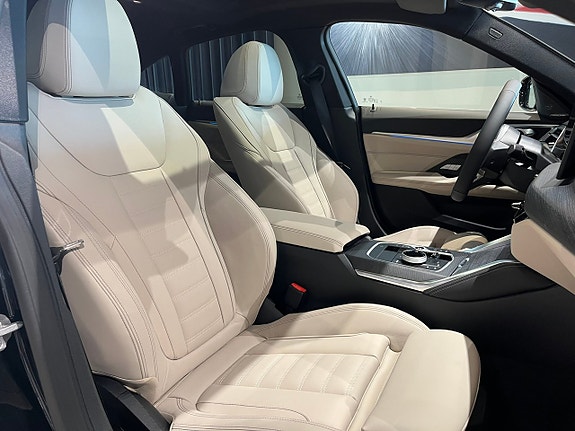 BMW i4 19 of 24
