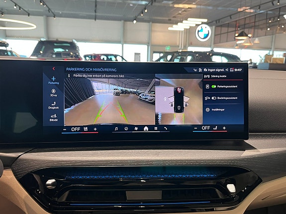 BMW i4 16 of 24