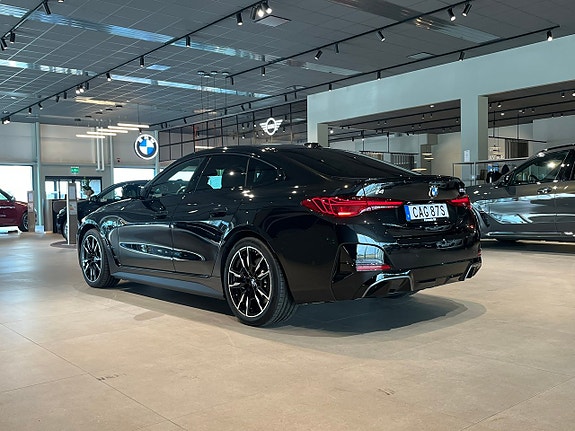 BMW i4 6 of 24