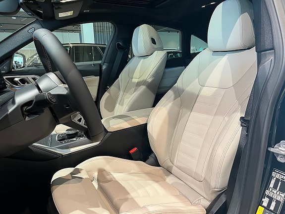 BMW i4 9 of 24