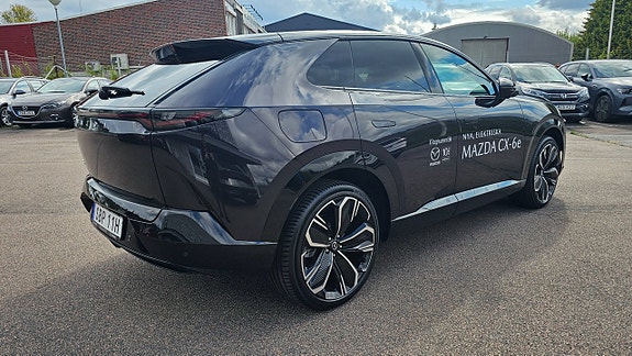 Mazda CX-6e 6 of 20