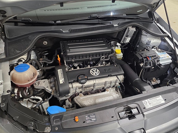 Volkswagen Polo 22 of 30