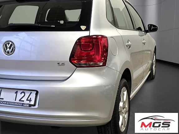 Volkswagen Polo 10 of 30