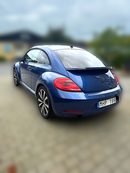 Volkswagen Beetle 4 of 6