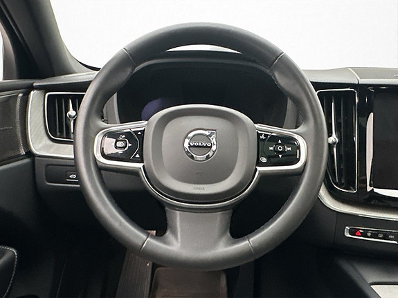 Volvo XC60 28 of 30