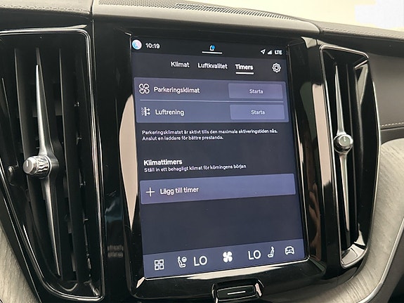 Volvo XC60 26 of 30