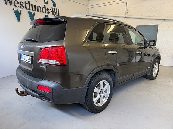 Kia Sorento 4 of 15