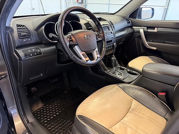 Kia Sorento 14 of 15