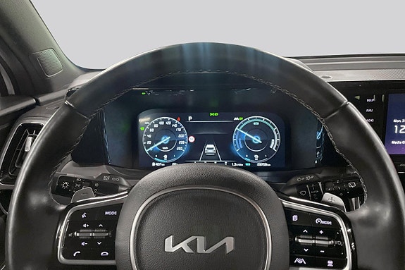 Kia Sorento 12 of 27