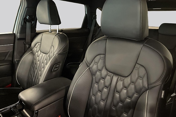 Kia Sorento 24 of 27