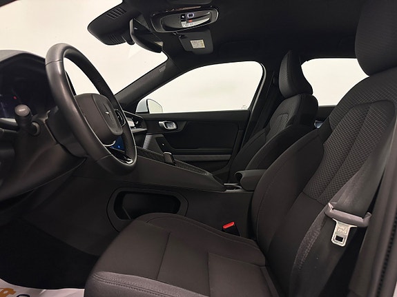 Polestar 2 13 of 23