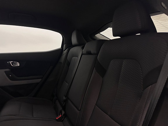 Polestar 2 16 of 23