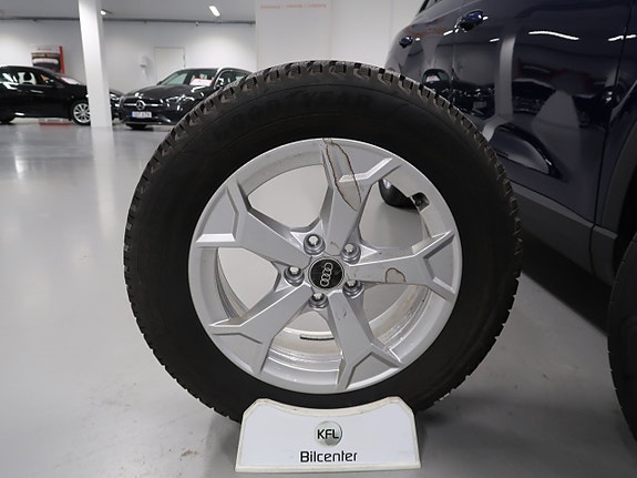 Audi Q3 13 of 30