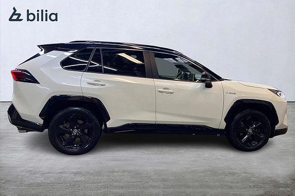 Toyota RAV4 18 of 21