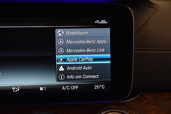Mercedes-Benz E220 23 of 28