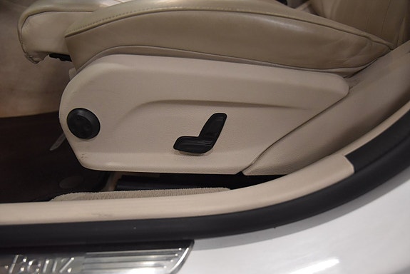 Mercedes-Benz E220 16 of 28