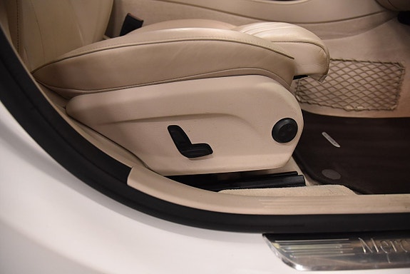 Mercedes-Benz E220 15 of 28