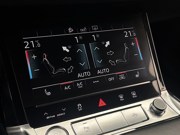 Audi e-tron 27 of 30