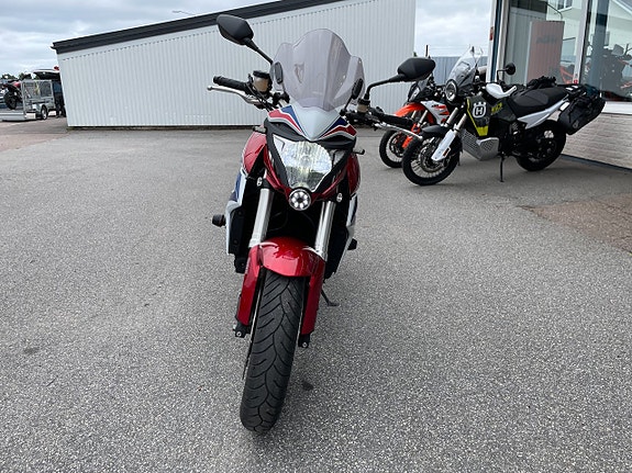 Honda CB1000R 8 of 9