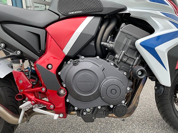 Honda CB1000R 3 of 9