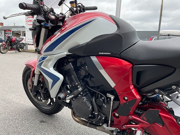 Honda CB1000R 7 of 9