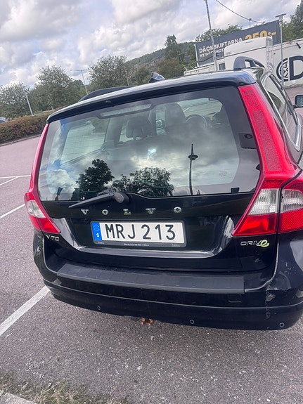 Volvo V70 5 of 13
