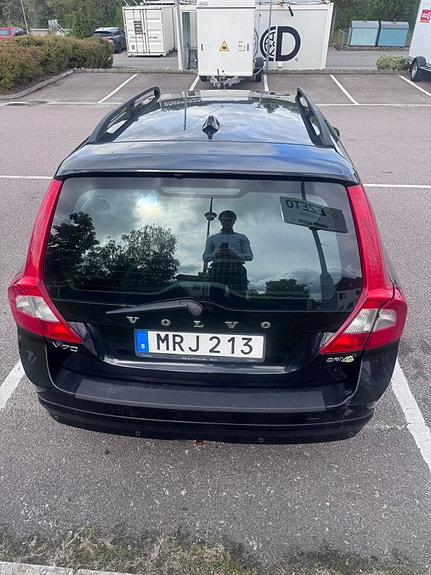 Volvo V70 4 of 13