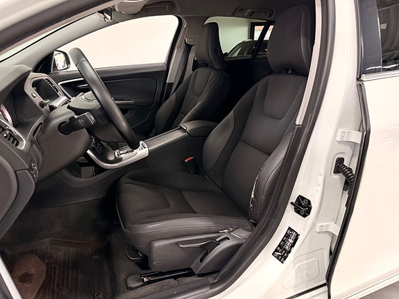 Volvo V60 9 of 26