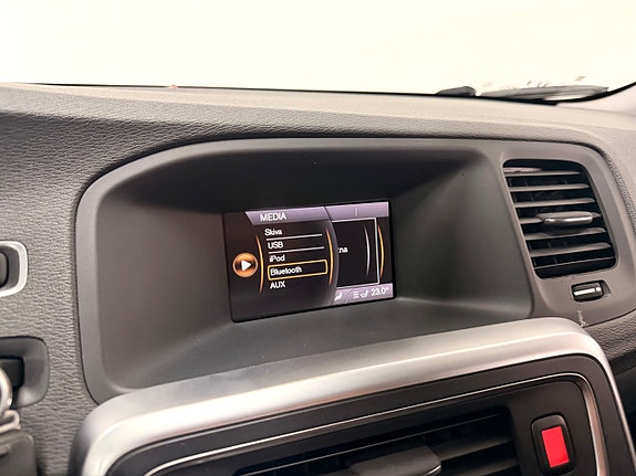 Volvo V60 16 of 26