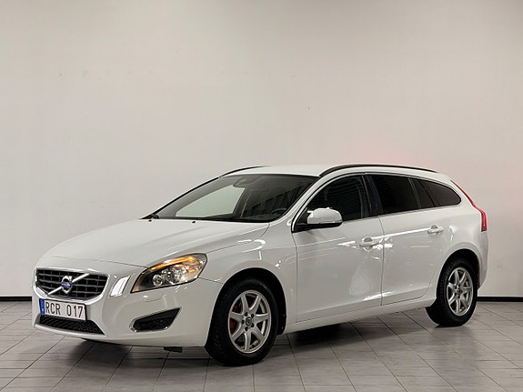 Volvo V60 3 of 26