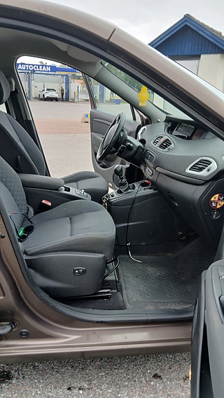 Renault Grand Scenic III 8 of 15