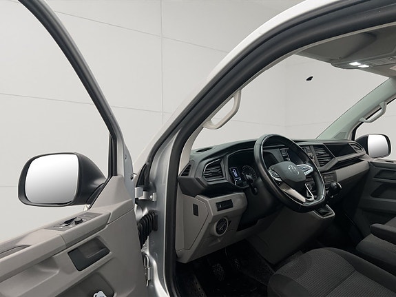 Volkswagen Transporter 14 of 27