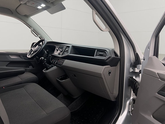 Volkswagen Transporter 23 of 27