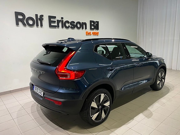 Volvo EX40 5 of 25
