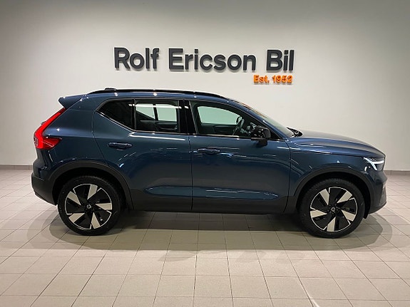 Volvo EX40 4 of 25