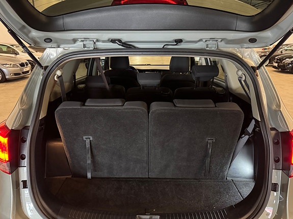 Kia Carens 21 of 22