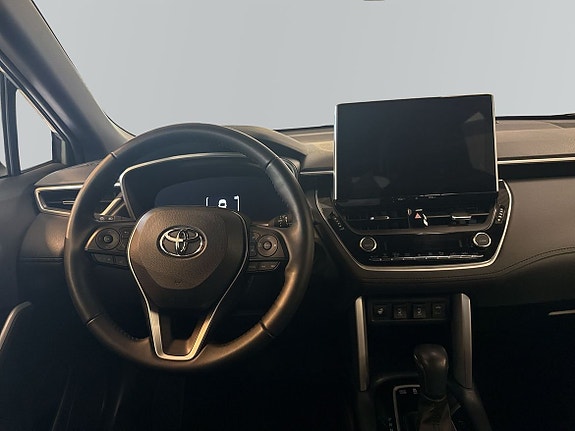 Toyota Corolla Cross 9 of 11