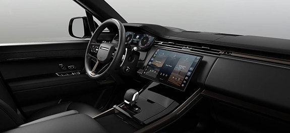 Land Rover Range Rover Sport 5 of 7