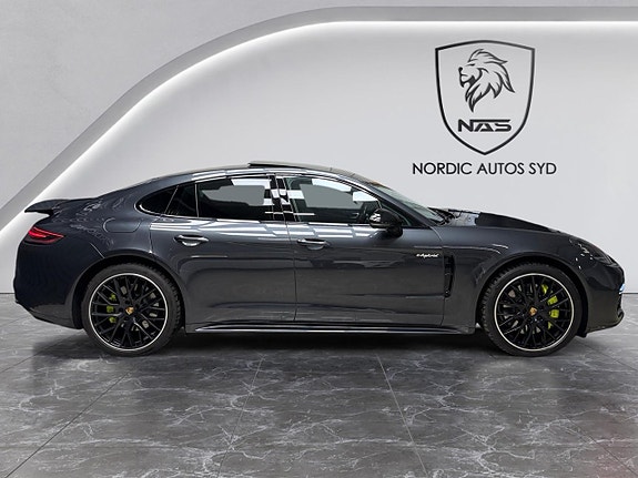 Porsche Panamera 4 7 of 30