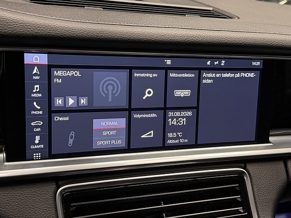 Porsche Panamera 4 22 of 30