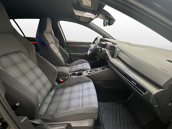 Volkswagen Golf I 11 of 30