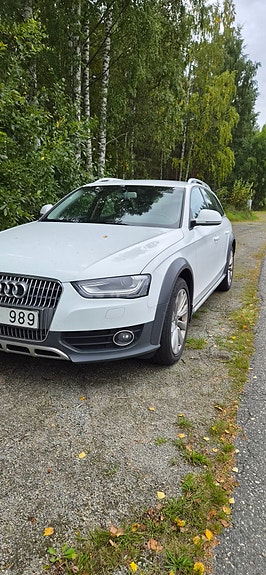 Audi A4 allroad 4 of 4