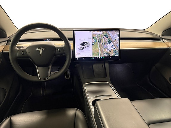 Tesla Model 3 12 of 19
