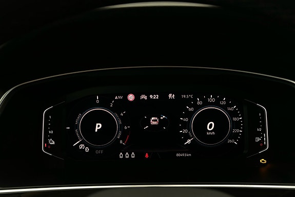 Volkswagen Tiguan 7 of 25