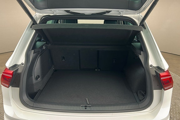 Volkswagen Tiguan 14 of 25