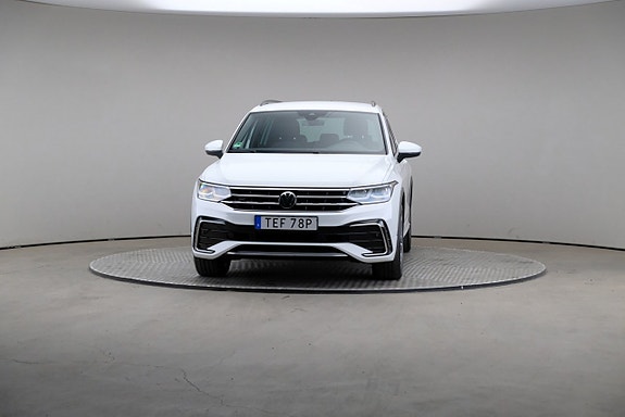 Volkswagen Tiguan 3 of 25