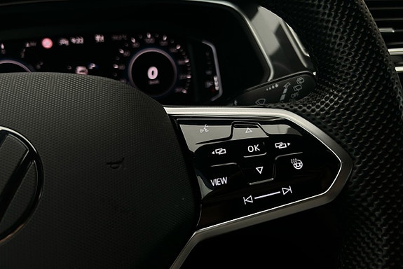Volkswagen Tiguan 25 of 25