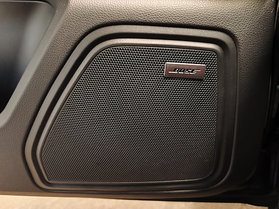 Porsche Macan S 12 of 21